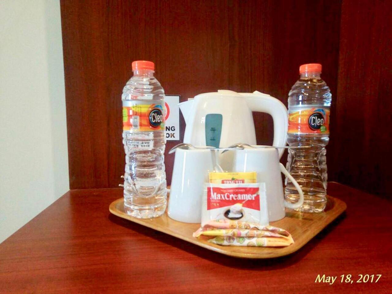 Hotel Tosan Solo Baru Grogol Exterior foto
